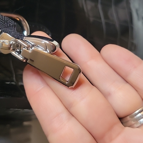 Black Leather Crocodile Purse  with Silver Hardware NWT - Picture 8 of 10